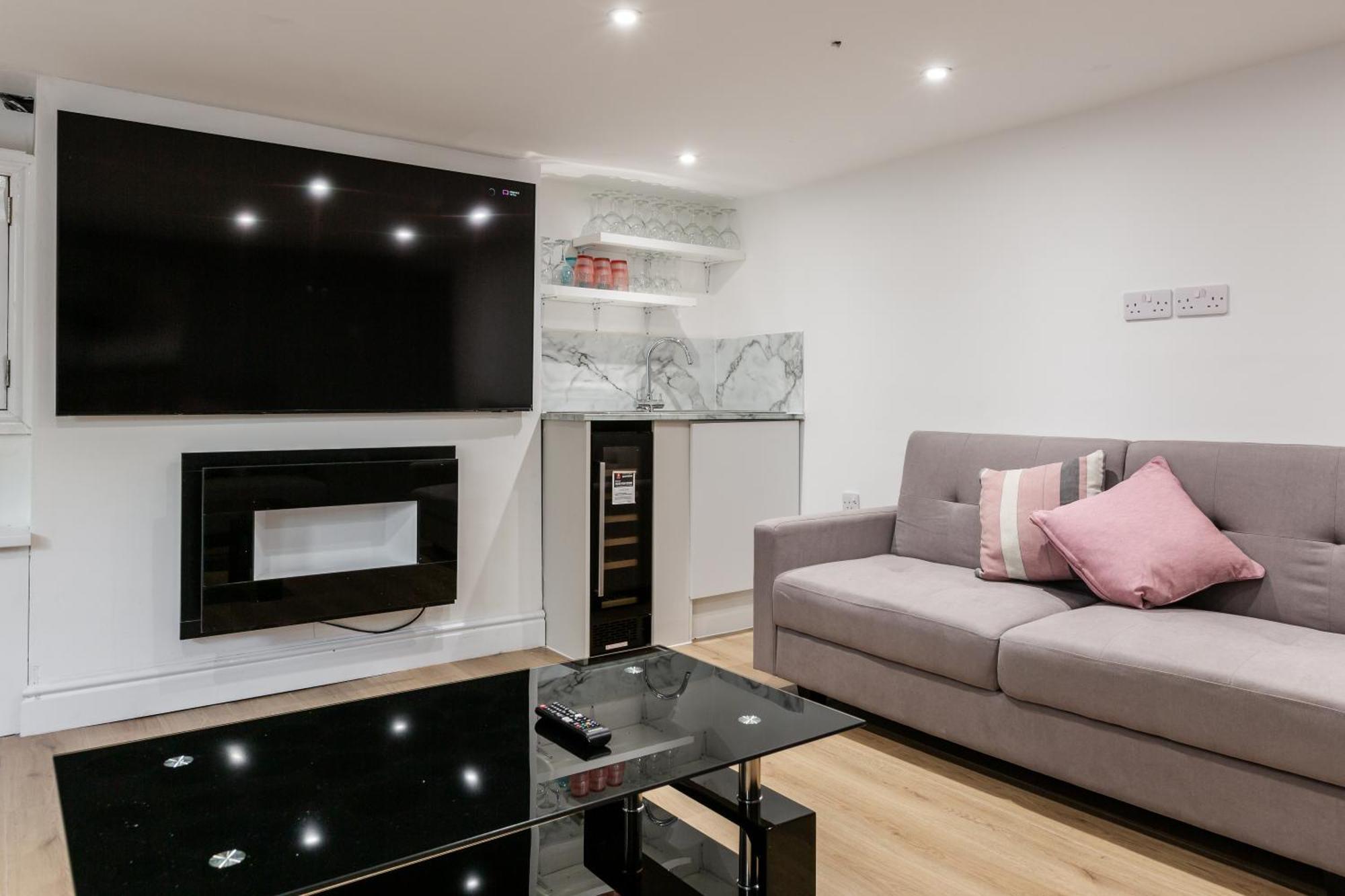 Grand Victorian Villa 6 - En-Suites, Hot Tub, Cinema Room, Private Parking & Park View Liverpool Eksteriør bilde