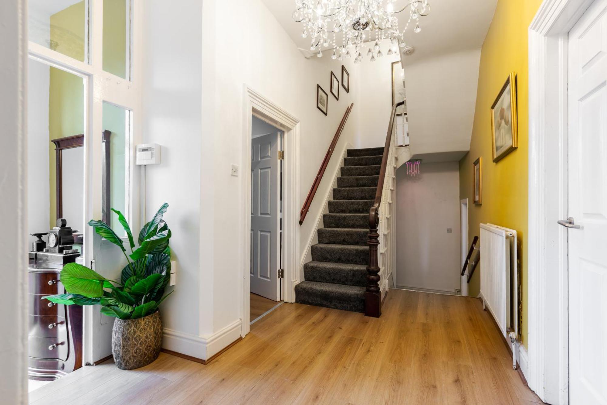 Grand Victorian Villa 6 - En-Suites, Hot Tub, Cinema Room, Private Parking & Park View Liverpool Eksteriør bilde