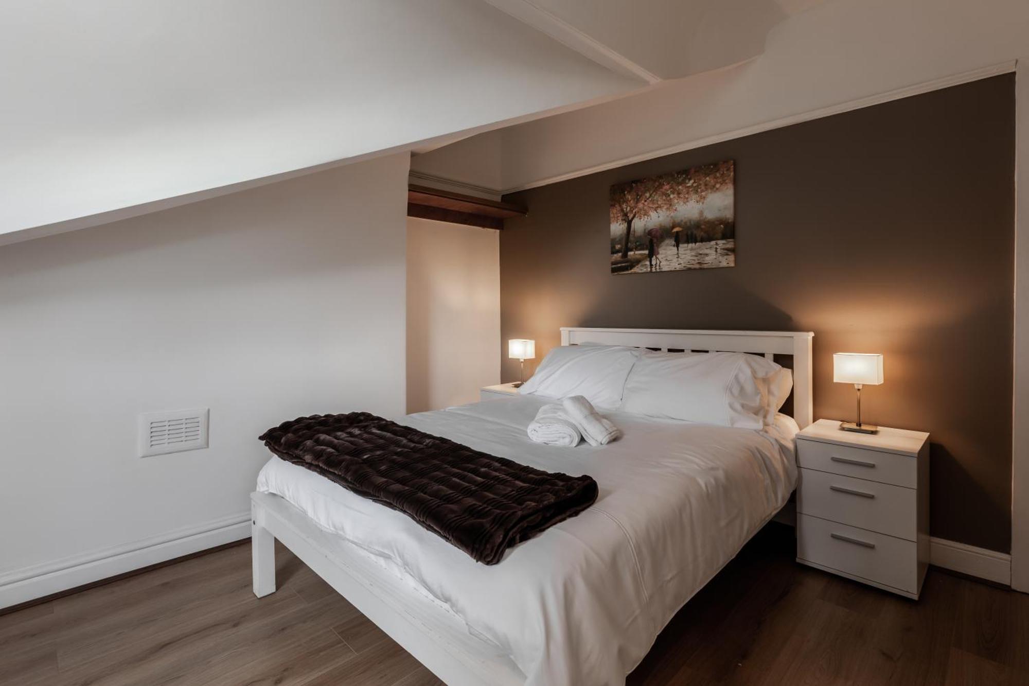 Grand Victorian Villa 6 - En-Suites, Hot Tub, Cinema Room, Private Parking & Park View Liverpool Eksteriør bilde