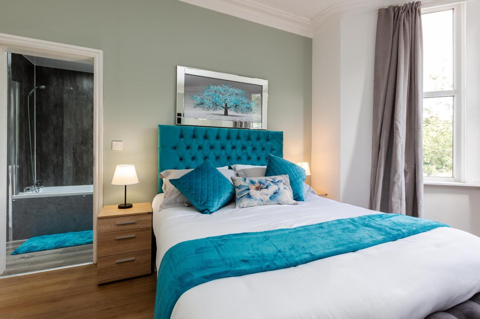 Grand Victorian Villa 6 - En-Suites, Hot Tub, Cinema Room, Private Parking & Park View Liverpool Eksteriør bilde