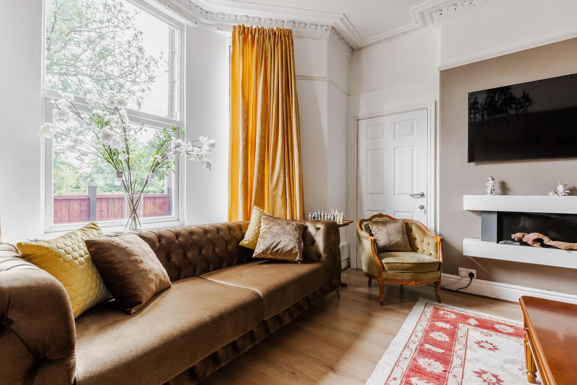 Grand Victorian Villa 6 - En-Suites, Hot Tub, Cinema Room, Private Parking & Park View Liverpool Eksteriør bilde